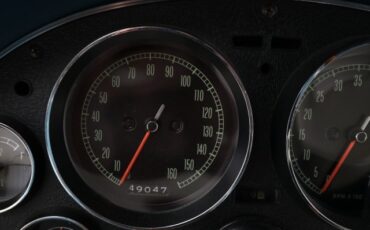 Chevrolet-Corvette-1966-Convertible-38