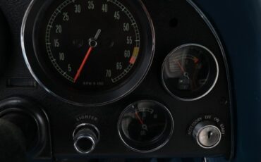 Chevrolet-Corvette-1966-Convertible-39