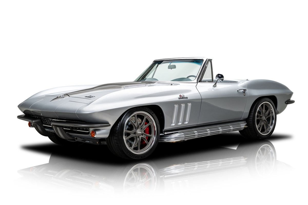 Chevrolet-Corvette-1966-Convertible