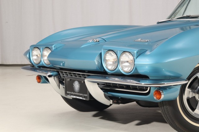 Chevrolet-Corvette-1966-Convertible-5