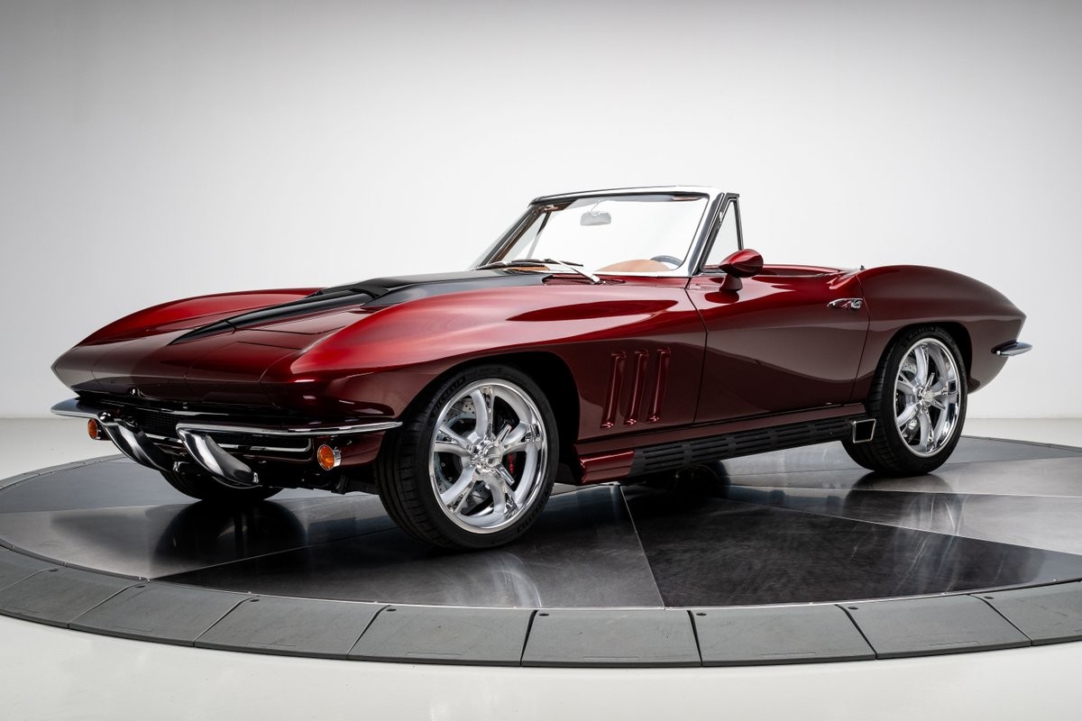 Chevrolet-Corvette-1966-Convertible-6