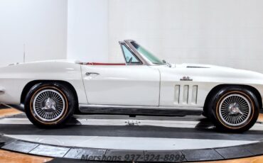 Chevrolet-Corvette-1966-Convertible-7
