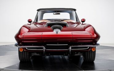 Chevrolet-Corvette-1966-Convertible-7