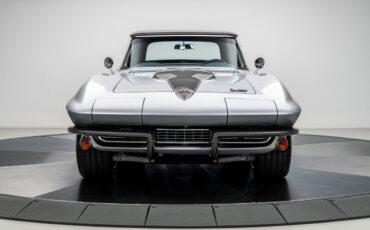 Chevrolet-Corvette-1966-Convertible-7