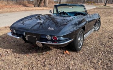 Chevrolet-Corvette-1966-Convertible-8