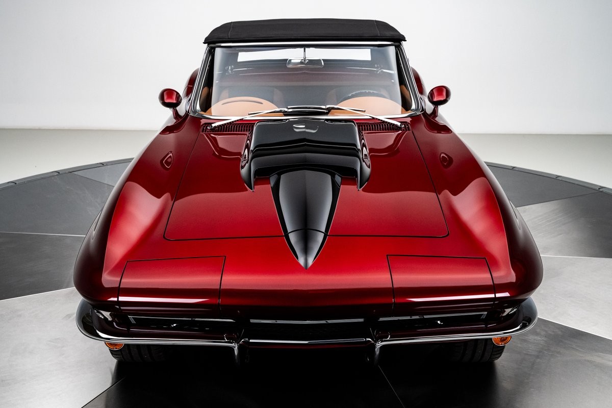 Chevrolet-Corvette-1966-Convertible-8