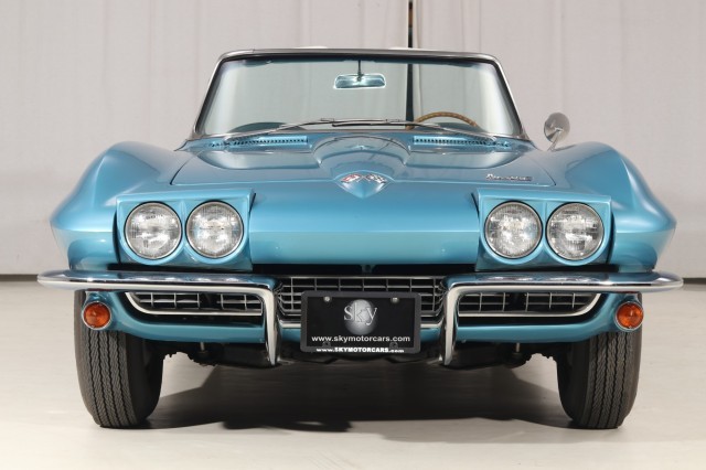 Chevrolet-Corvette-1966-Convertible-8