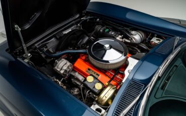 Chevrolet-Corvette-1966-Coupe-1