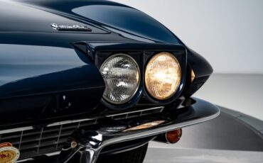 Chevrolet-Corvette-1966-Coupe-13