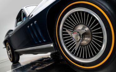 Chevrolet-Corvette-1966-Coupe-14