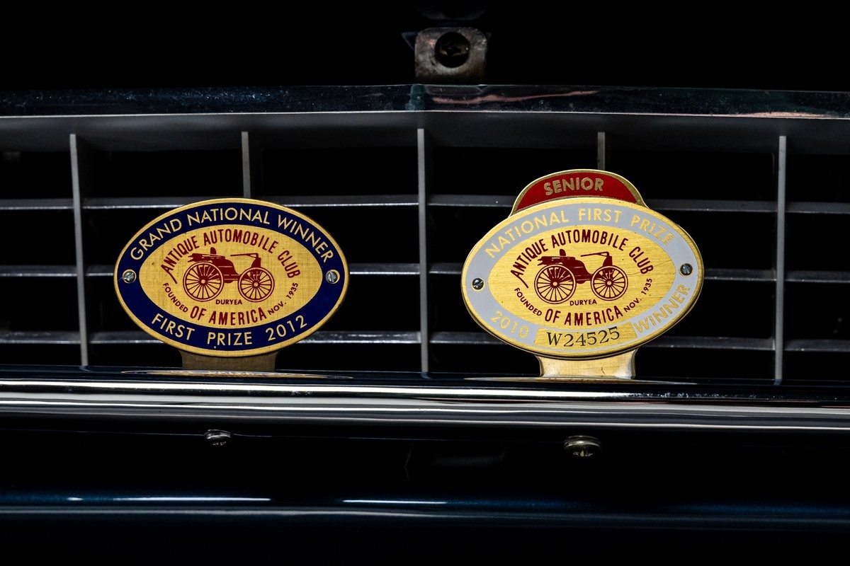 Chevrolet-Corvette-1966-Coupe-15