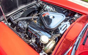 Chevrolet-Corvette-1966-Coupe-16