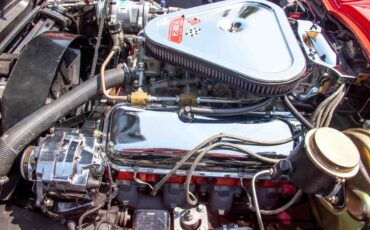 Chevrolet-Corvette-1966-Coupe-17