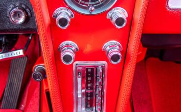 Chevrolet-Corvette-1966-Coupe-29