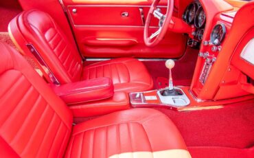 Chevrolet-Corvette-1966-Coupe-33