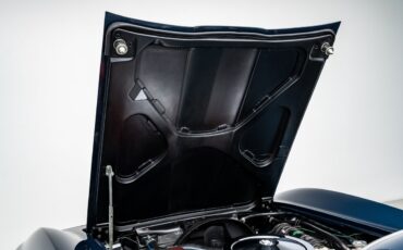 Chevrolet-Corvette-1966-Coupe-37