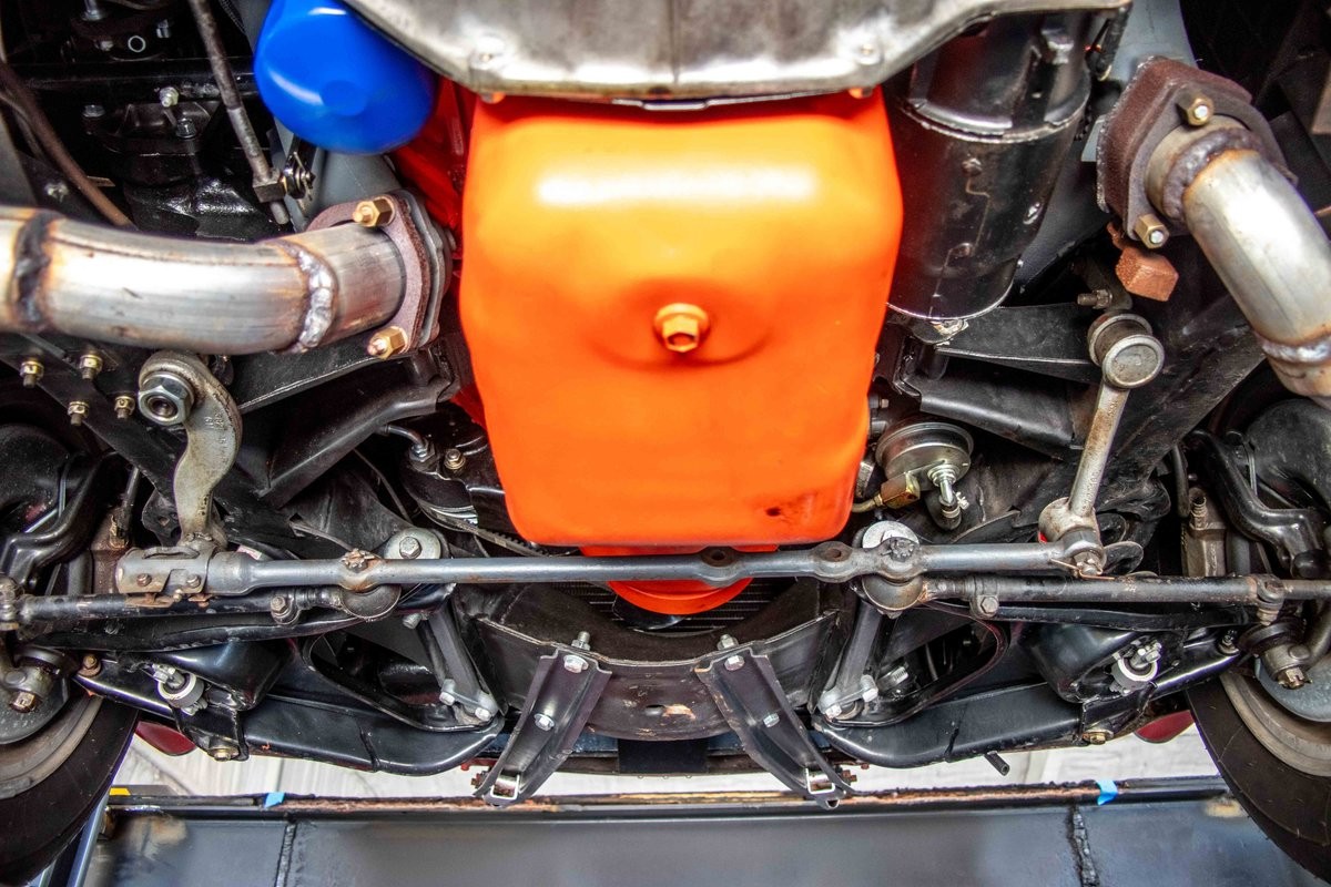 Chevrolet-Corvette-1966-Coupe-39