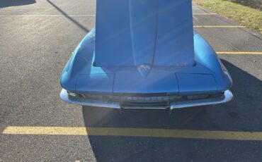 Chevrolet-Corvette-1966-Coupe-4