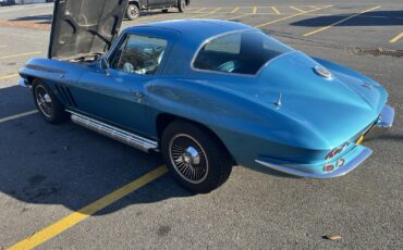 Chevrolet-Corvette-1966-Coupe-7