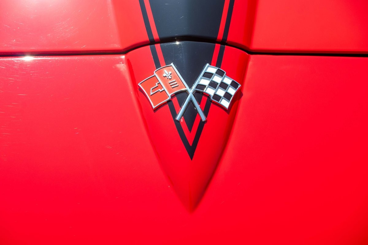 Chevrolet-Corvette-1966-Coupe-9