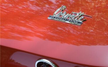 Chevrolet-Corvette-1967-CONVT-12