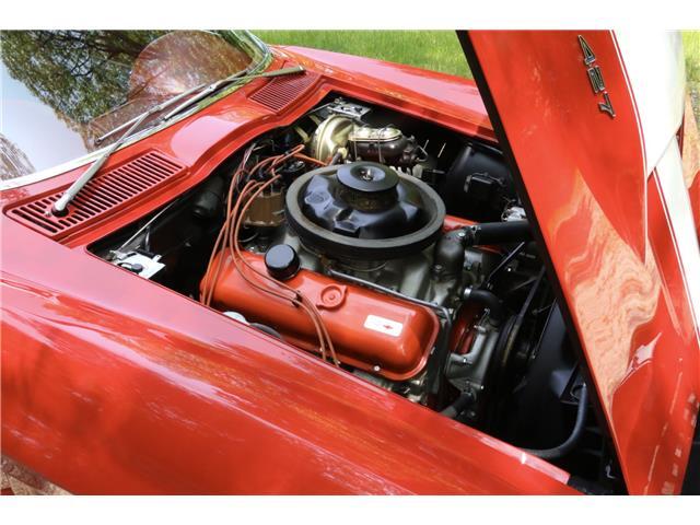 Chevrolet-Corvette-1967-CONVT-13