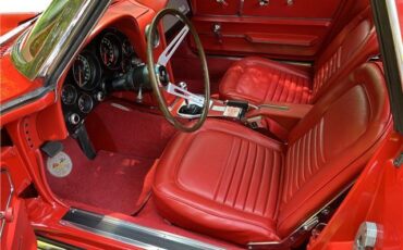 Chevrolet-Corvette-1967-CONVT-15
