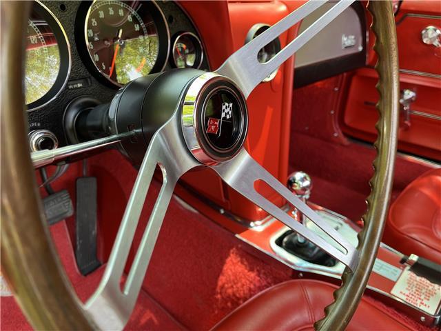 Chevrolet-Corvette-1967-CONVT-19