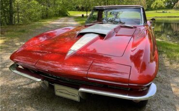 Chevrolet-Corvette-1967-CONVT-2