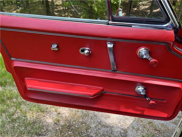 Chevrolet-Corvette-1967-CONVT-30