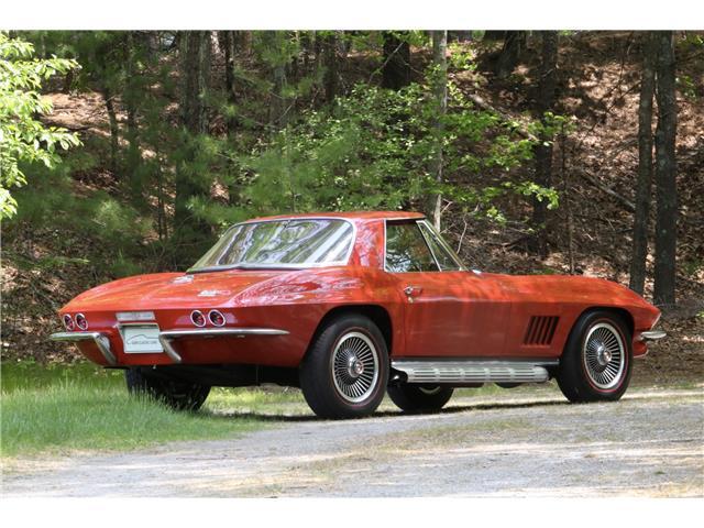 Chevrolet-Corvette-1967-CONVT-4