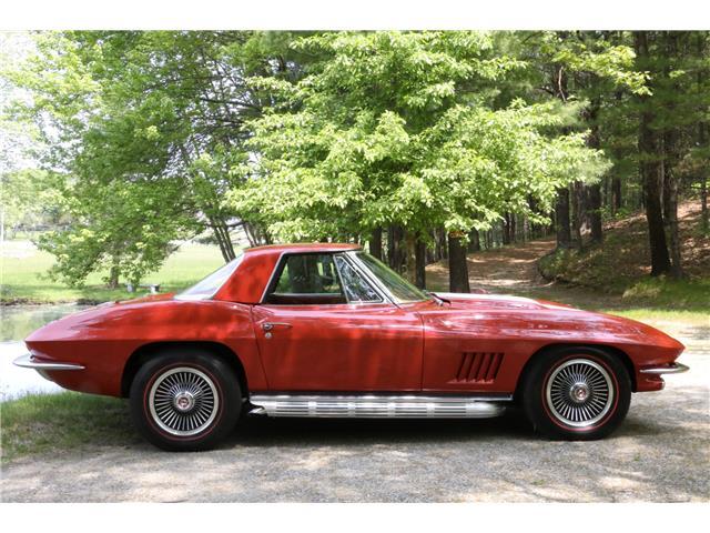 Chevrolet-Corvette-1967-CONVT-5