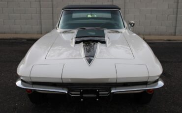 Chevrolet-Corvette-1967-Convertible-13