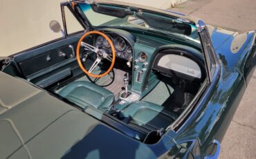Chevrolet-Corvette-1967-Convertible-13
