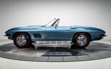 Chevrolet-Corvette-1967-Convertible-19