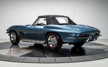 Chevrolet-Corvette-1967-Convertible-25
