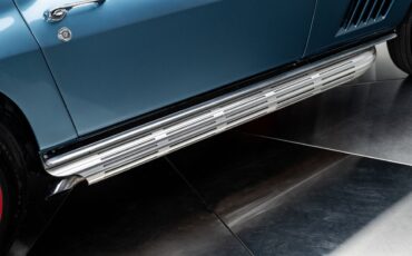 Chevrolet-Corvette-1967-Convertible-32