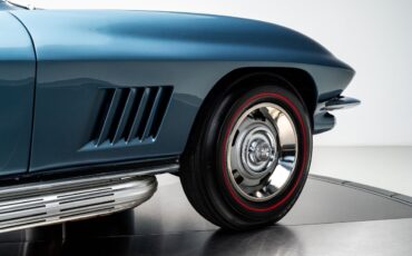 Chevrolet-Corvette-1967-Convertible-33