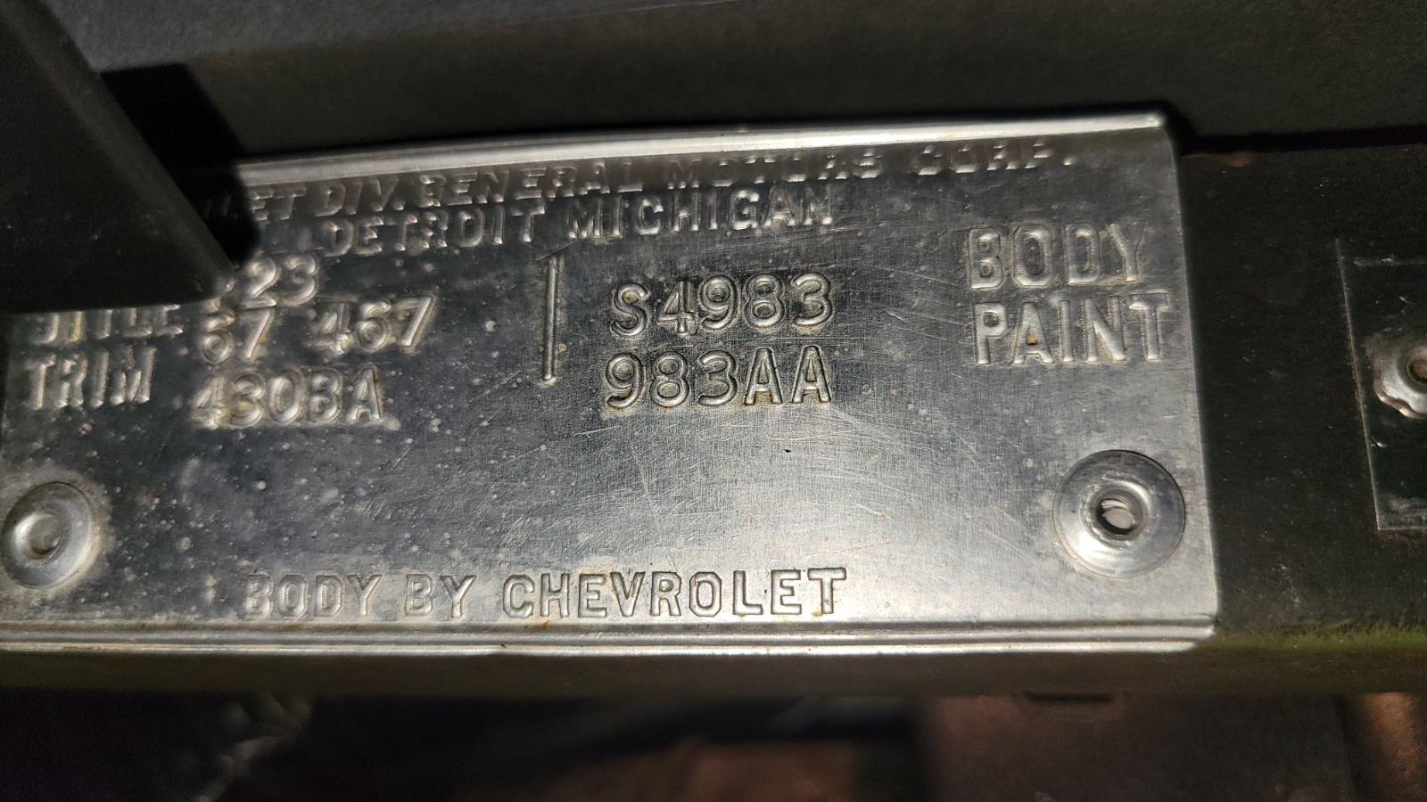 Chevrolet-Corvette-1967-Convertible-37