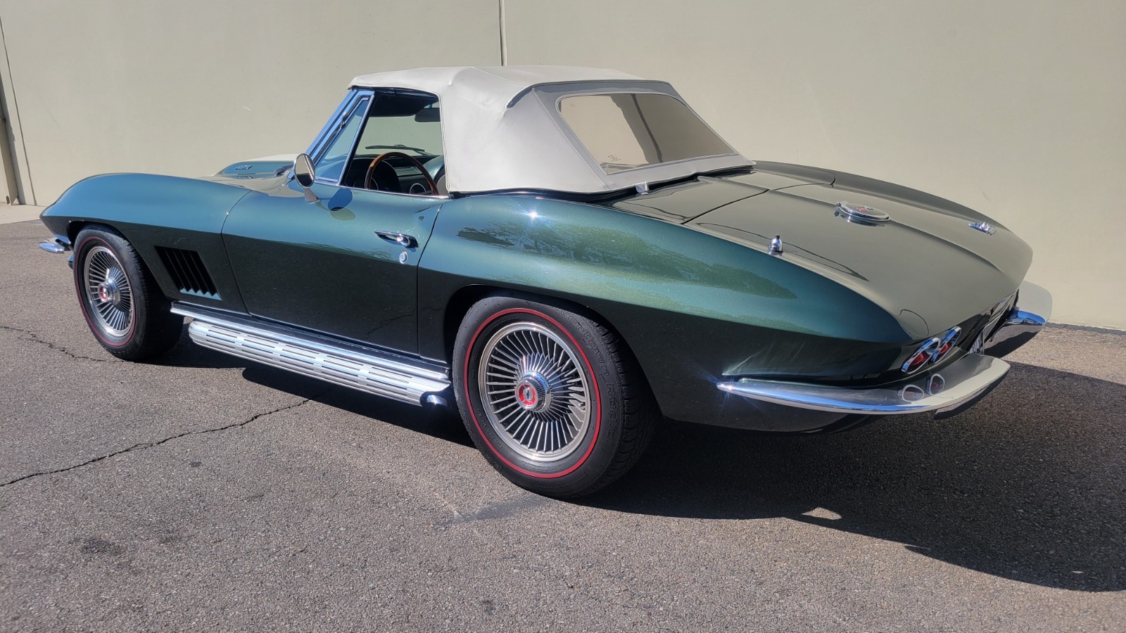 Chevrolet-Corvette-1967-Convertible-5