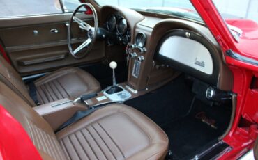 Chevrolet-Corvette-1967-Coupe-25