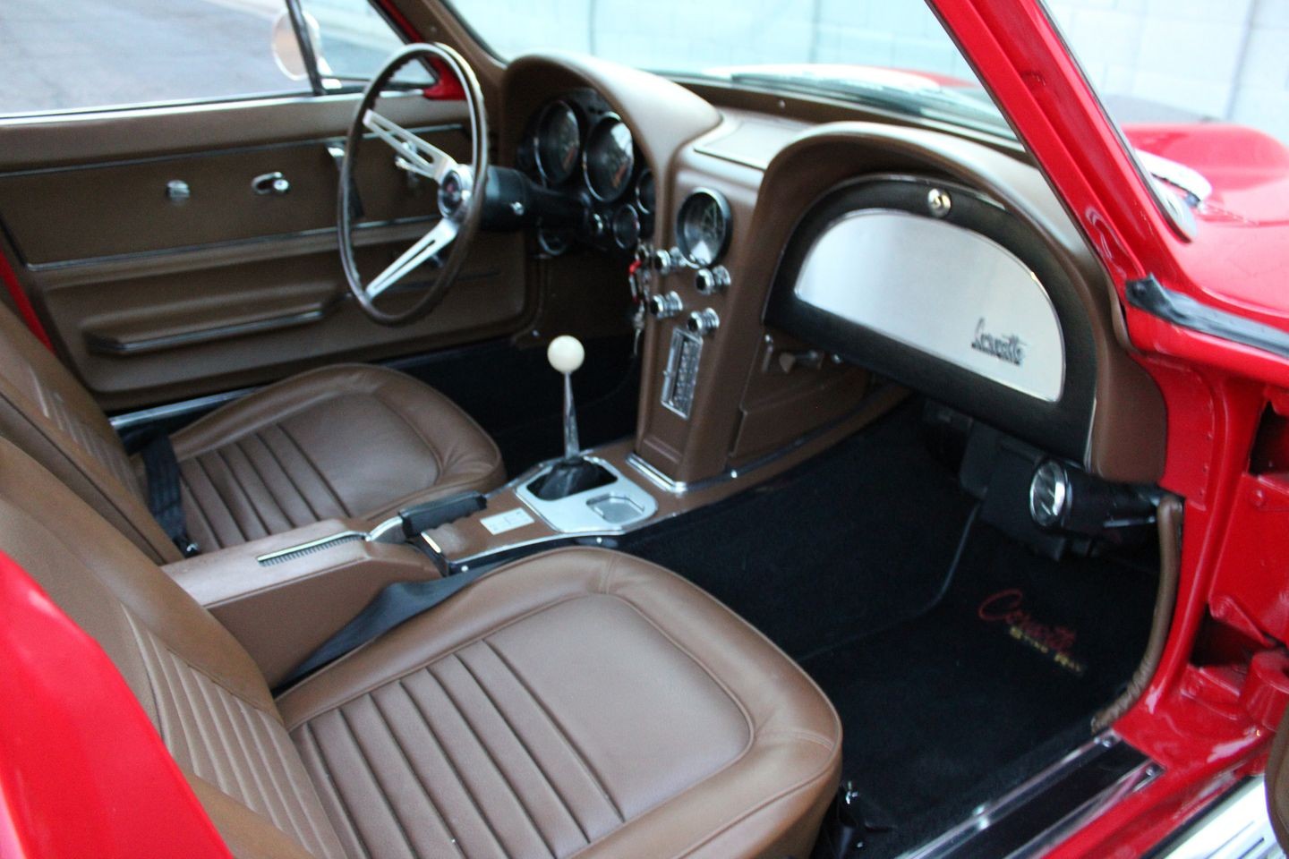 Chevrolet-Corvette-1967-Coupe-25