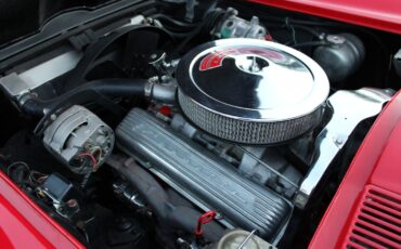 Chevrolet-Corvette-1967-Coupe-35