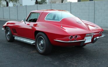 Chevrolet-Corvette-1967-Coupe-5