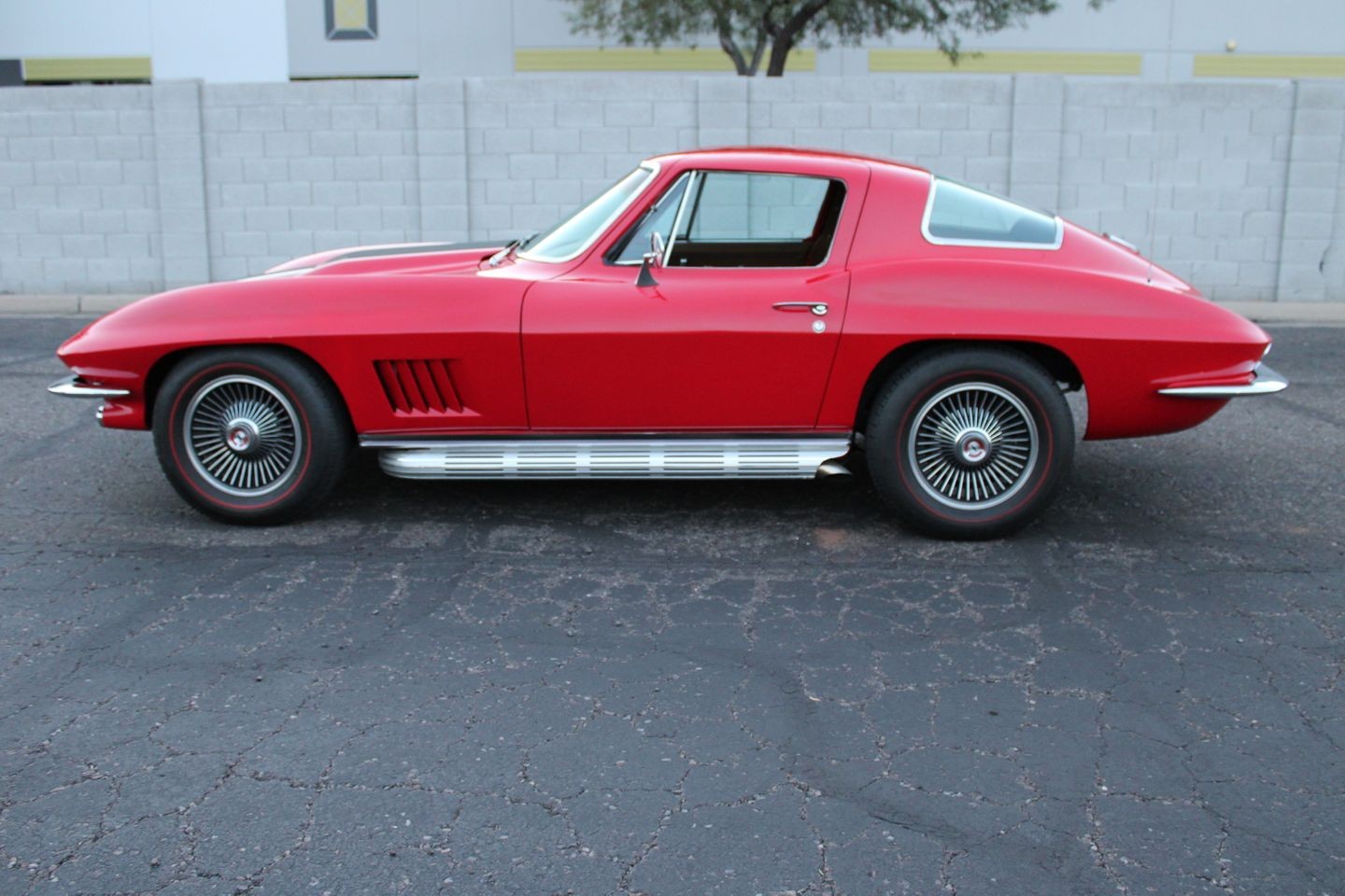 Chevrolet-Corvette-1967-Coupe-6