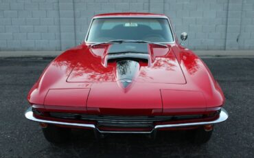 Chevrolet-Corvette-1967-Coupe-8