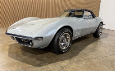 Chevrolet-Corvette-1968-American-Muscle-Car-27