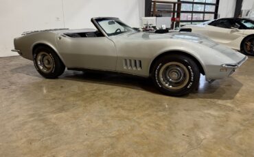 Chevrolet-Corvette-1968-American-Muscle-Car-5
