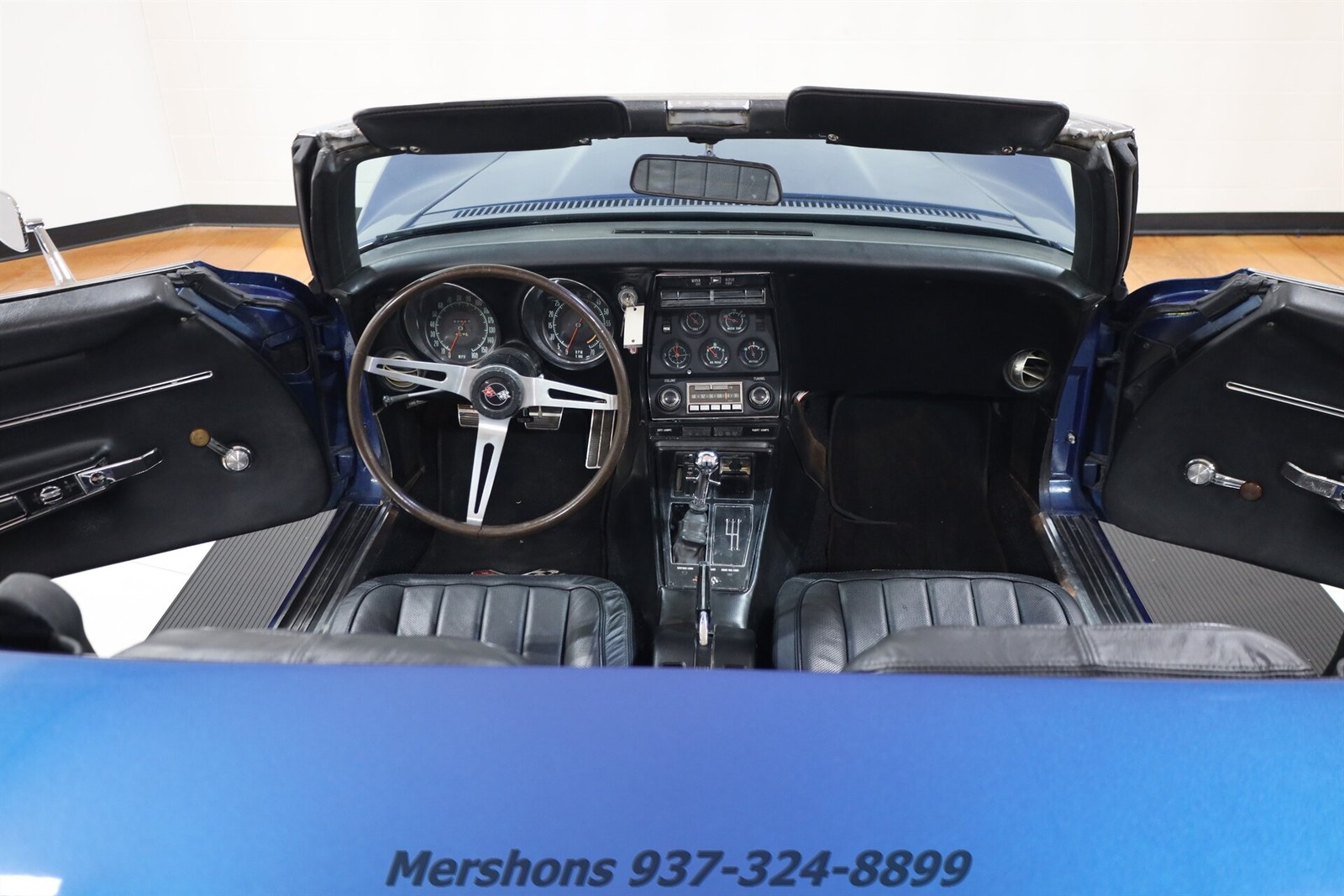 Chevrolet-Corvette-1968-Convertible-1