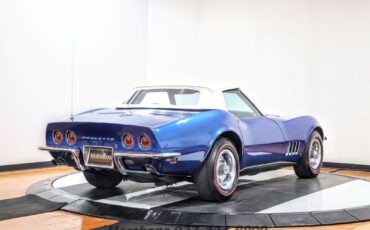 Chevrolet-Corvette-1968-Convertible-10